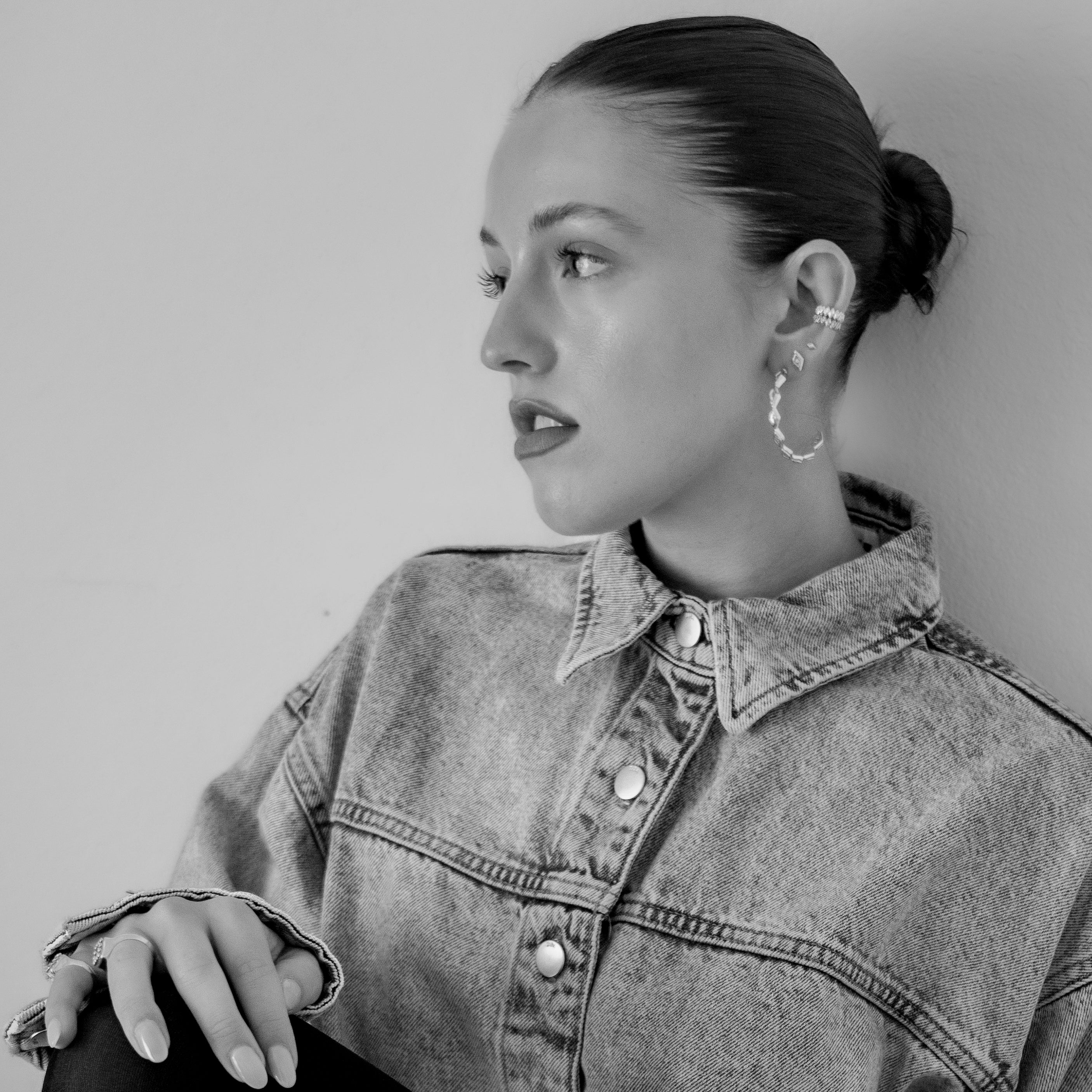 ELANA HOOPS