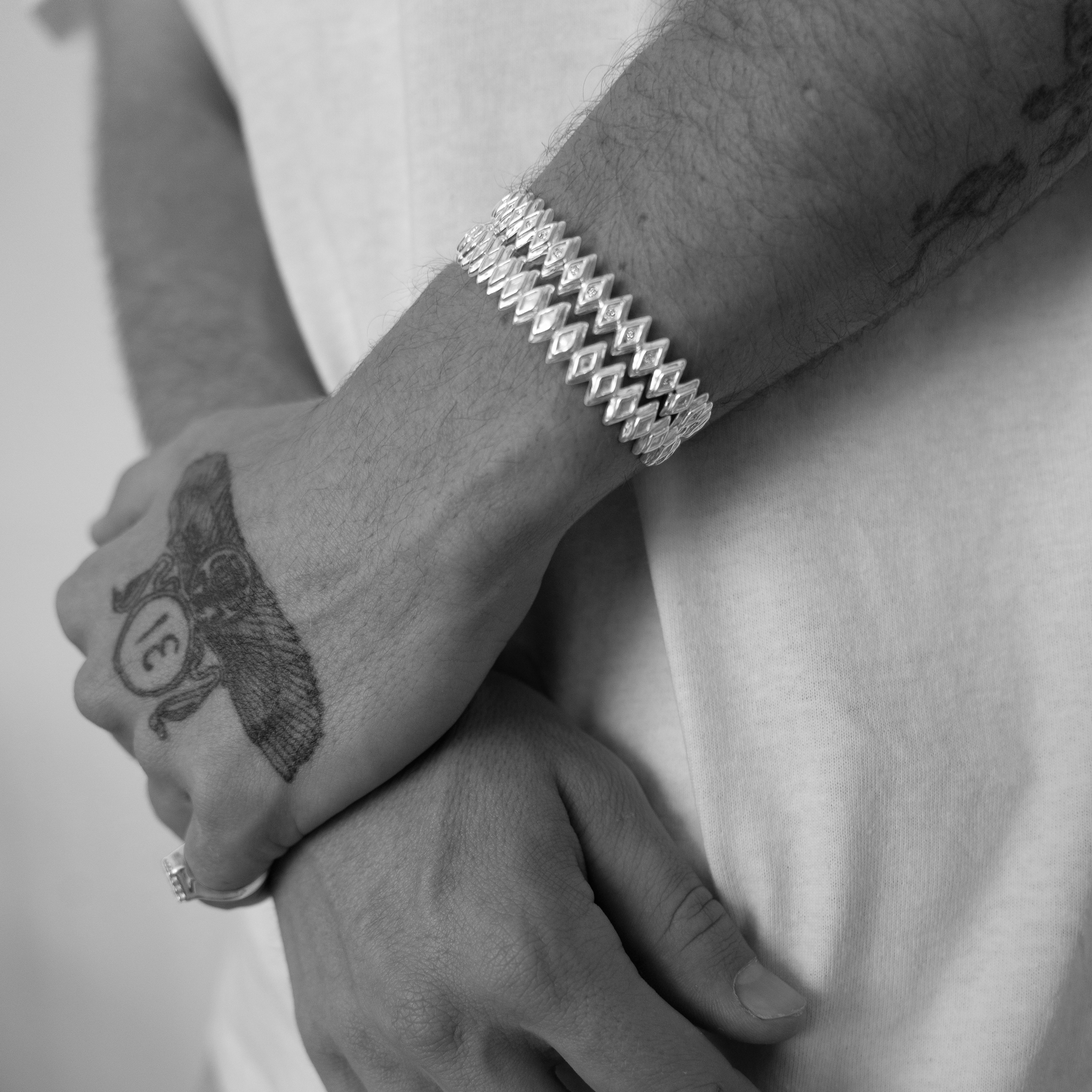 HONORS CUFF