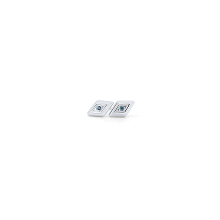 stud earrings