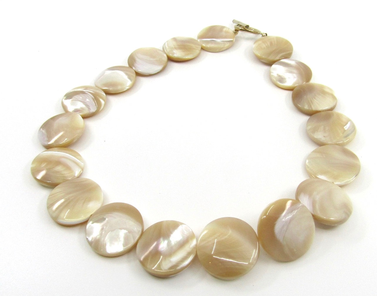 small shell choker