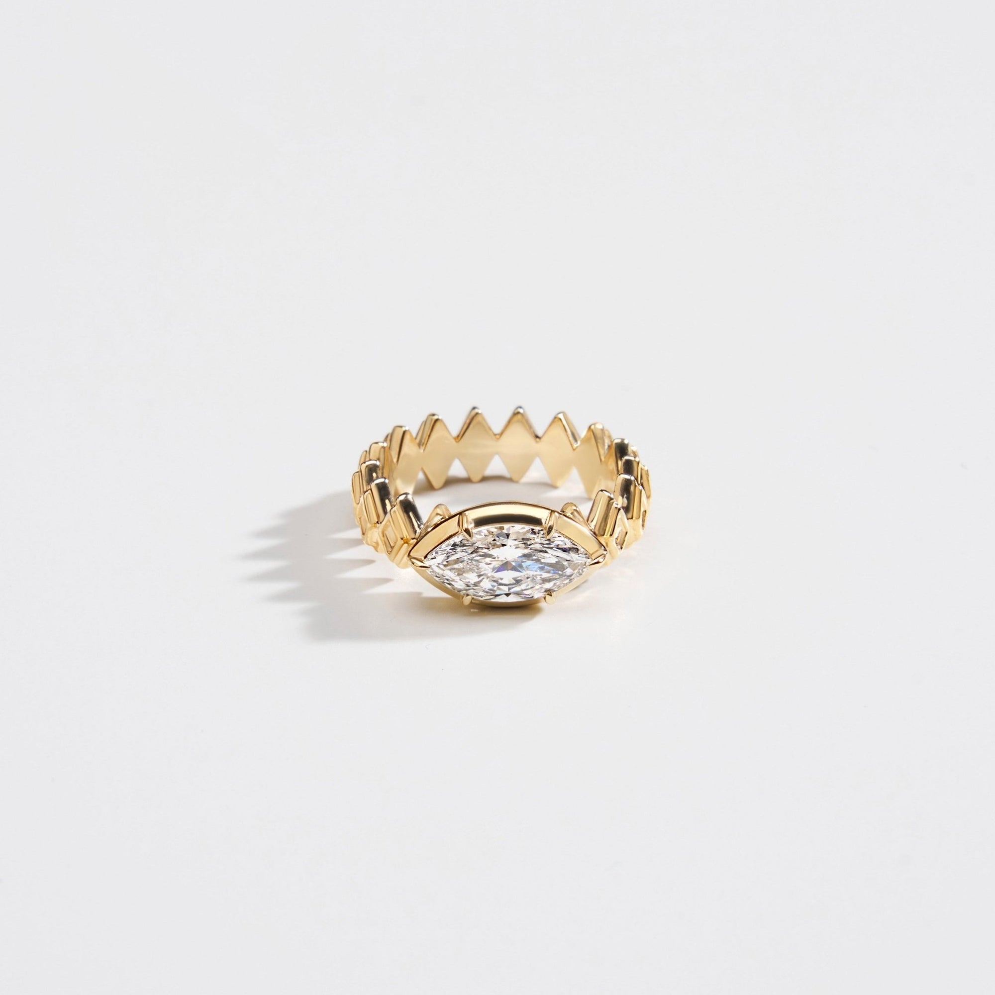 BARA RING / DIAMOND / GOLD - rraine