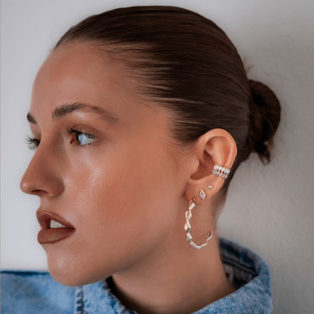 gold diamond stud earrings